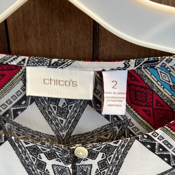 Chico’s Geometric Patterned Top - Picture 2 of 4
